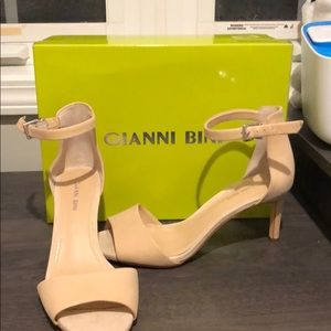 Gianni Bini nude heels